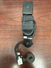 Load image into Gallery viewer, 2022-2023 HONDA CIVIC REAR LEFT 2ND SECOND ROW BUCKLE (LH) (P)