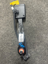 Load image into Gallery viewer, 2018-2023 KIA RIO FRONT RIGHT PASSENGER BUCKLE (RH) (P)PN: 88840 H9250WK