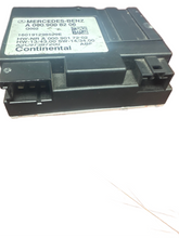 Load image into Gallery viewer, 2016 - 2019 MERCEDES W447 METRIS FUEL GAS PUMP CONTROL MODULE (P) PN: A009008206