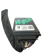 Load image into Gallery viewer, GMC SUBURBAN 1500 FRONT WINDSHIELD CAMERA (P) PN: 23264149