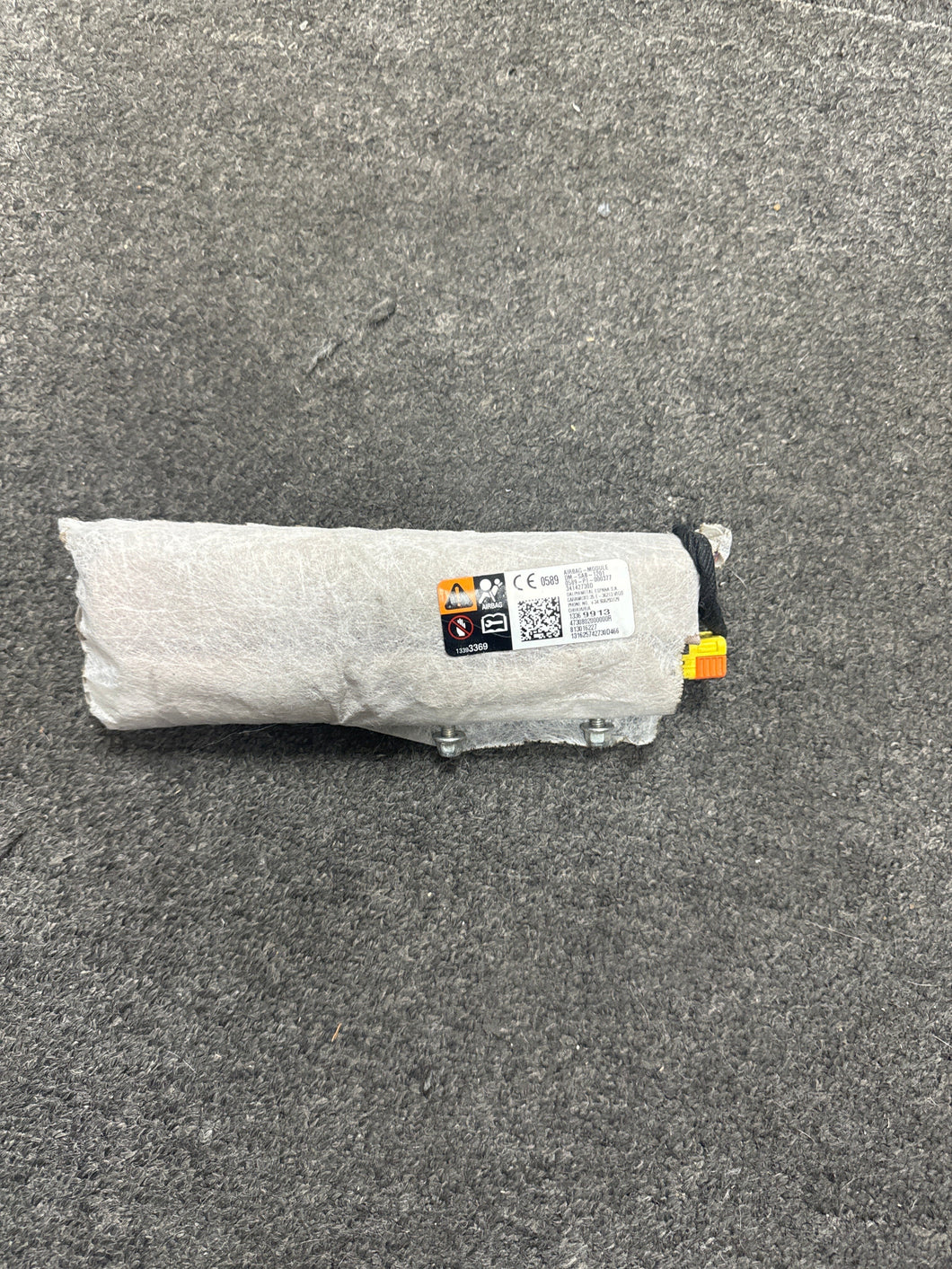 2016-2024 CHEVROLET CRUZE REAR PASSENGER SEAT AIRBAG (RH) (P)