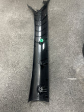 Load image into Gallery viewer, 2018-2020 HONDA ACCORD FRONT DRIVER A PILLAR TRIM (LH) (P)