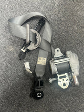 Load image into Gallery viewer, 2008-2012 SCION XB FRONT RIGHT PASSENGER SEATBELT (RH) GREY (P)