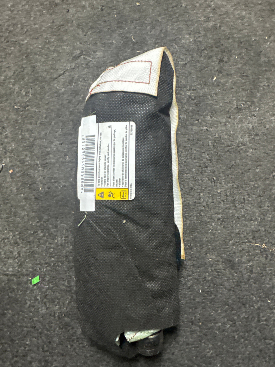 2009-2010 CADILLAC CTS FRONT PASSENGER SEAT AIRBAG (RH) (P)