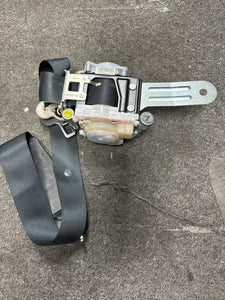 2015-2020 HONDA FIT FRONT RIGHT PASSENGER SEATBELT RETRACTOR (RH) (P)
