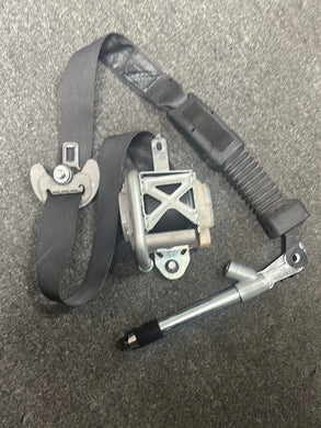 2011-2015 KIA OPTIMA FRONT RIGHT PASSENGER SEATBELT W/PRETENSIONER (RH) (P) PN:88820-4C00087