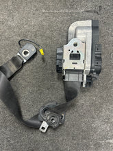 Load image into Gallery viewer, 2014-2019 MERCEDES CLA45 AMG PASSENGER FRONT SEATBELT W/ PRETENSIONER (RH) (P)