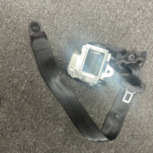 Load image into Gallery viewer, 2008-2013 RANGE ROVER SPORT L320 LEFT DRIVER SEATBELT (LH) (P)
