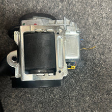 Load image into Gallery viewer, 2008-2013 RANGE ROVER SPORT L320 LEFT DRIVER SEATBELT (LH) (P)