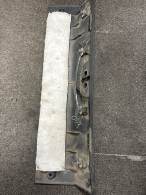 2012-2015 FIAT 500 TRUNK LIFT GATE SCUFF PLATE TRIM PN: 1RZ40JXWAD