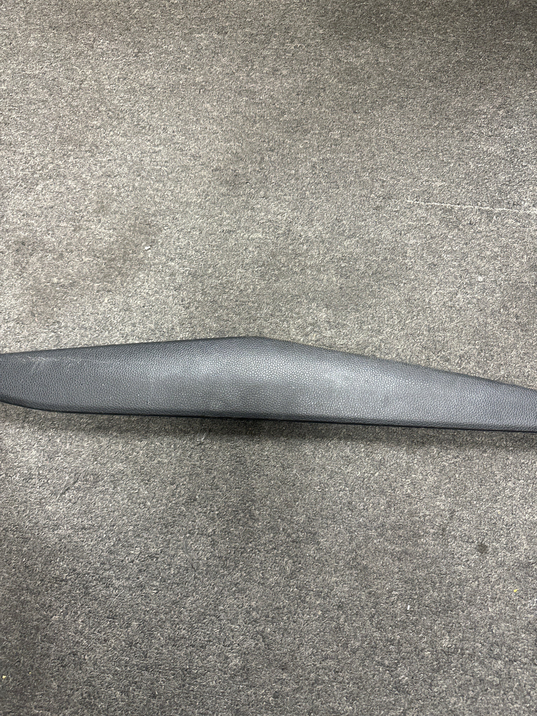 2018 - 2020 HONDA ACCORD FRONT LEFT SIDE CENTER CONSOLE TRIM PANEL (LH) (P)