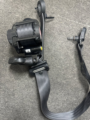 2013-2016 HYUNDAI GENESIS COUPE FRONT PASSENGER SEATBELT (RH) (P)
