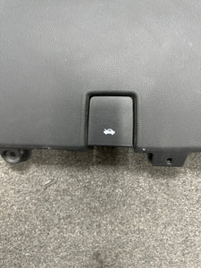 2015-2020 GMC YUKON LOWER DASH KNEE BOLSTER COVER (LH) (P)