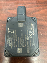 Load image into Gallery viewer, TOYOTA/LEXUS REAR BLIND SPOT MODULE SENSOR (P) PN: 88162-0E132