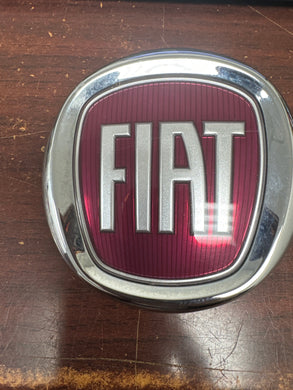 2012-2019 49MM FIAT 500 CENTER HUB CAP RED AND CHROME (P)