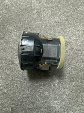 Load image into Gallery viewer, 2016-2019 MERCEDES METRIS W447 AIR DASH VENT (P) PN: A4478300054Q2