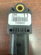 Load image into Gallery viewer, TOYOTA COROLLA MATRIX CRASH IMPACT SENSOR PN: 89831-01010 (P)