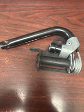 Load image into Gallery viewer, 2015-2020 MERCEDES GLC300 X253 FRONT RIGHT PASSENGER PRETENSIONER (RH) (P)