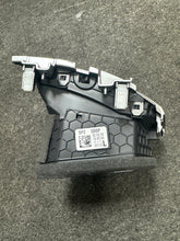 Load image into Gallery viewer, 2020-2023 KIA SELTOS LEFT FRONT DASH BOARD A/C AIR VENT (LH) (P)