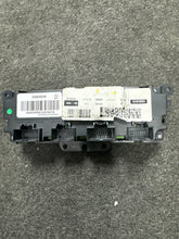 Load image into Gallery viewer, 2008-2012 BUICK ENCLAVE TEMPERATURE CLIMATE AC CONTROL (P) PN: 25869249