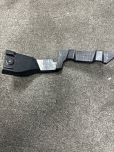 Load image into Gallery viewer, 2012-2015 FIAT 500 REAR LEFT BUMPER MOUNT BRACKET SUPPORT (P)