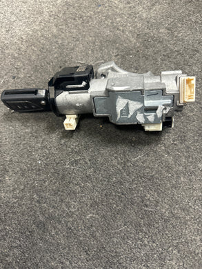 2020-2022 TOYOTA COROLLA IGNITION SWITCH STARTER LOCK CYLINDER W/KEY (P)