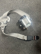 Load image into Gallery viewer, 2006-2009 CADILLAC STS FRONT PASSENGER SEATBELT PN: 25965965 (LH) (P)