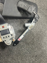 Load image into Gallery viewer, 2011-2015 KIA OPTIMA FRONT LEFT DRIVER SEATBELT W/PRETENSIONER (LH) (P)