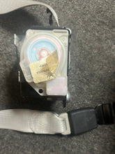 Load image into Gallery viewer, 2006-2009 CADILLAC STS FRONT PASSENGER SEATBELT PN: 25965965 (LH) (P)