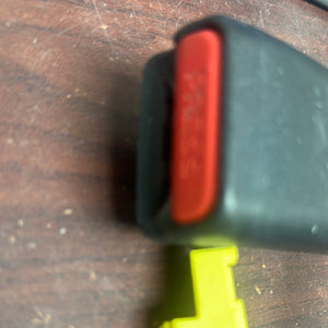 2014-2018 KIA FORTE FRONT PASSENGER BUCKLE PN:88840B0500(RH) (P)