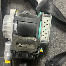 Load image into Gallery viewer, 2008-2016 AUDI A5 FRONT PASSENGER SEATBELT 2DR (RH)(P)