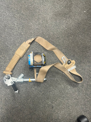 2015-2017 KIA SEDONA FRONT RIGHT PASSENGER SEATBELT W/PRETENSIONER (RH) (P)