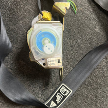 Load image into Gallery viewer, 2003-2005 DODGE RAM 1500 2500 3500 FRONT RIGHT PASSENGER SEATBELT (RH) (P)