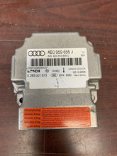 Load image into Gallery viewer, Audi A8 AIRBAG CONTROL MODULE PN: 4E0 959 655 J (P)
