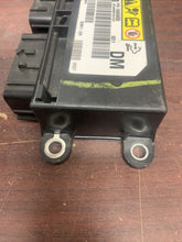 Load image into Gallery viewer, CADILLAC CTS, STS AIRBAG CONTROL MODULE PN: 13580450 (P)