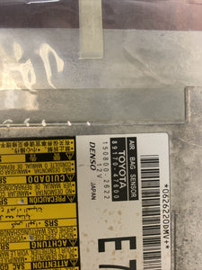 TOYOTA PRIUS AIRBAG CONTROL MODULE UNIT P/N 8917047600 (P)