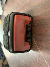 Load image into Gallery viewer, 2006-2008 AUDI A3 8P FRONT PASSENGER BUCKLE (P)