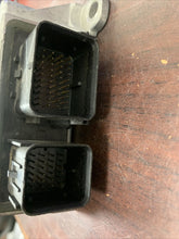 Load image into Gallery viewer, FORD F150 AIRBAG CONTROL MODULE P/N CL3414B321BB (P)
