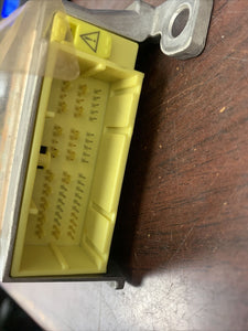 TOYOTA YARIS AIRBAG CONTROL MODULE PN: 89170-52D80 (P)