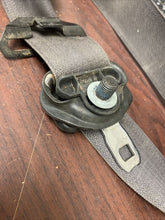 Load image into Gallery viewer, 2008 BUICK ENCLAVE LEFT DRIVER SEAT-BELT (P)