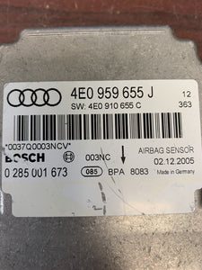 Audi A8 AIRBAG CONTROL MODULE P/N 4E0959655J (P)