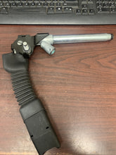 Load image into Gallery viewer, HYUNDAI ELANTRA FRONT PASSENGER SEAT BELT PRETENSIONER (RH) P/N 888413Y000RY (P)