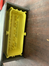 Load image into Gallery viewer, VOLKSWAGEN JETTA AIRBAG CONTROL MODULE P/N 5C0959655E (P)