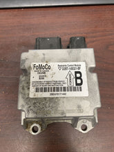 Load image into Gallery viewer, FORD FIESTA AIRBAG CONTROL MODULE P/N D2BT14B321BF (P)