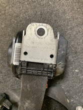 Load image into Gallery viewer, 2006-2016 JEEP COMPASS FRONT DRIVER SEATBELT PN: 6058841030 (LH) (P)