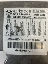 Load image into Gallery viewer, AUDI Q7 AIRBAG CONTROL MODULE PN: 4L0 959 655 B (P)