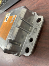 Load image into Gallery viewer, INFINITI QX56 AIRBAG CONTROL MODULE P/N 988201LA0A (P)