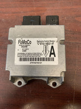 Load image into Gallery viewer, FORD EDGE AIRBAG CONTROL MODULE P/N BT4314B321AF (P)