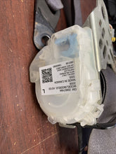 Load image into Gallery viewer, 2008 BUICK ENCLAVE LEFT DRIVER SEAT-BELT (P)