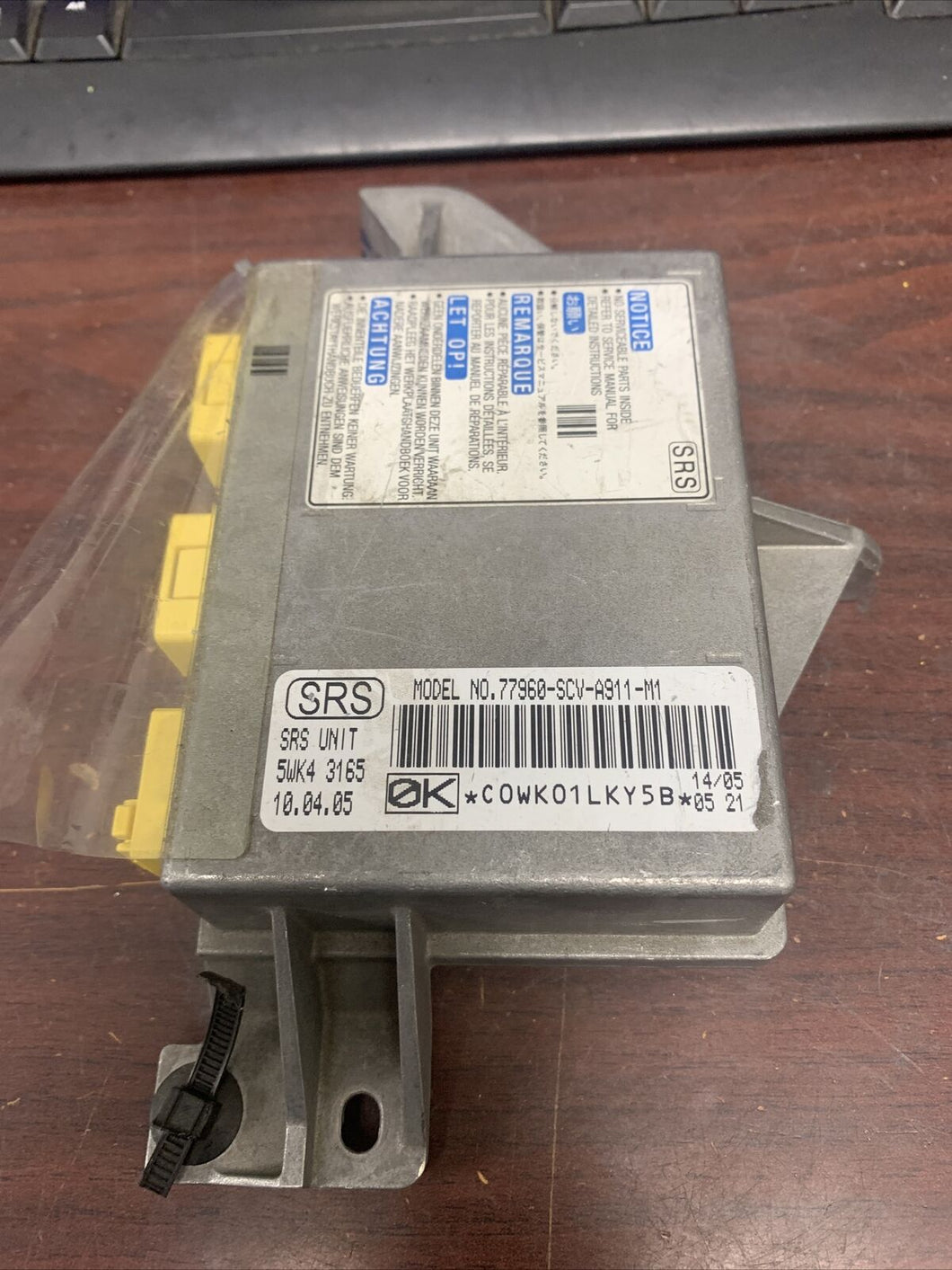 HONDA ELEMENT AIRBAG CONTROL MODULE P/N 77960SCVA911M1 (P)